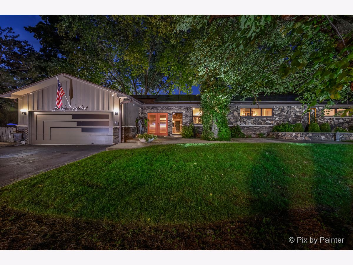  For Sale Johnsburg Illinois, 1916 Grandview Drive