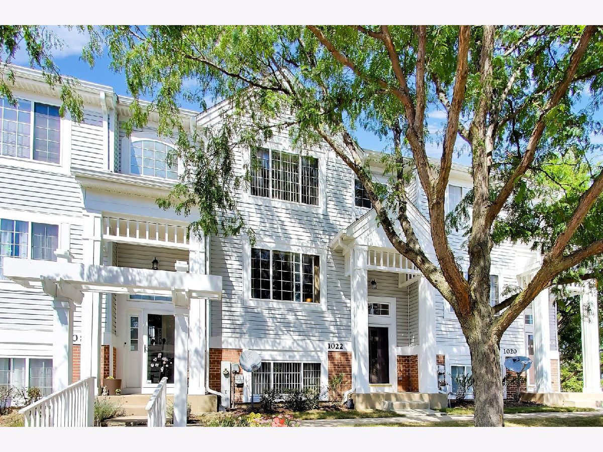  For Sale Elk Grove Village Illinois, 1022 Savoy Court