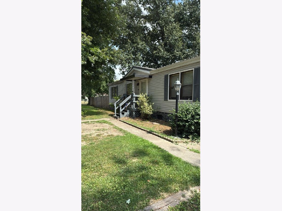  For Sale Benton Illinois, 200 Blake Street