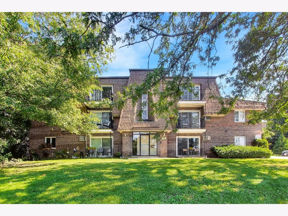  Sold Willow Springs Illinois, 8231 Archer