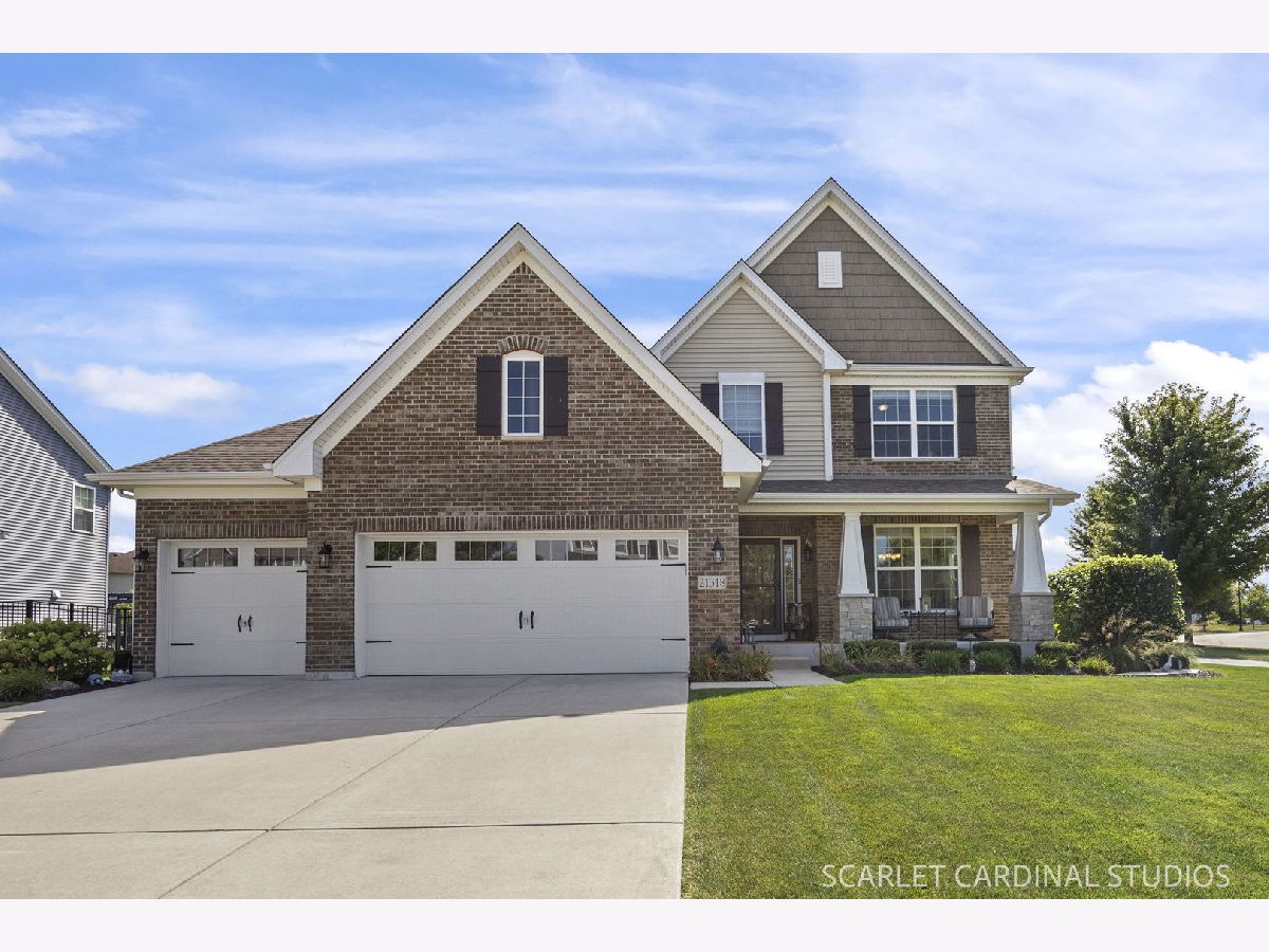 Homes & Townhomes & Condos For Sale Kipling Estates Shorewood Illinois, 21318 Willow