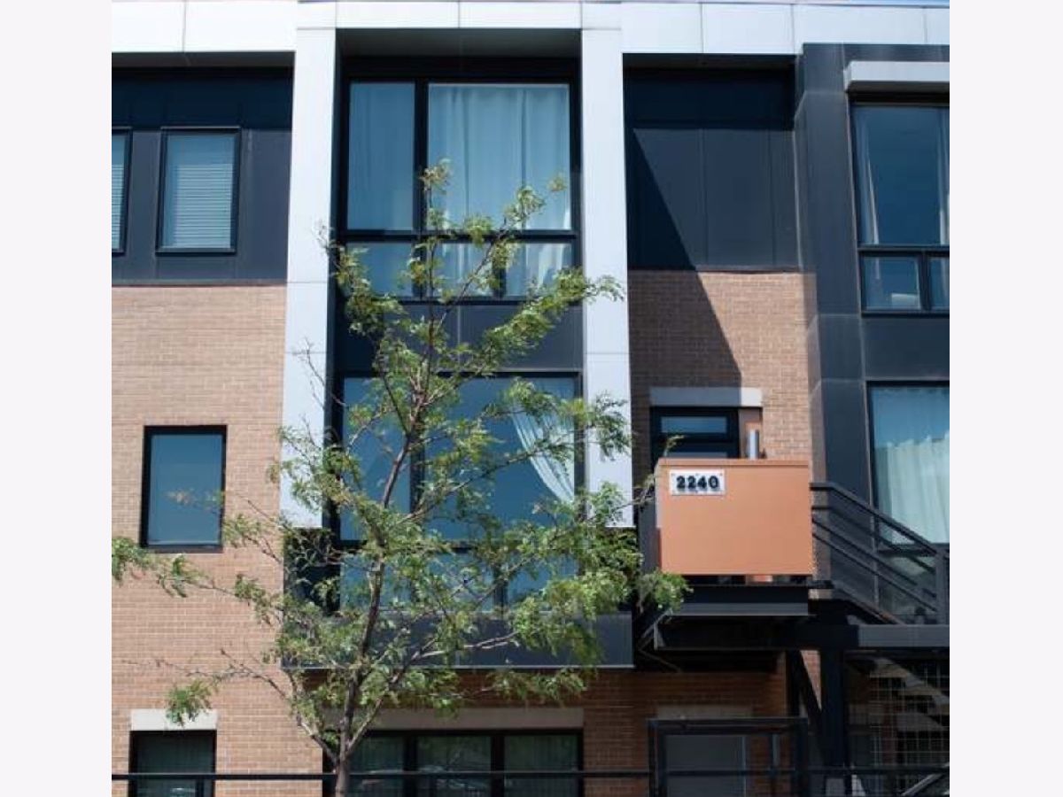  For Rent Chicago Illinois, 2240 Madison