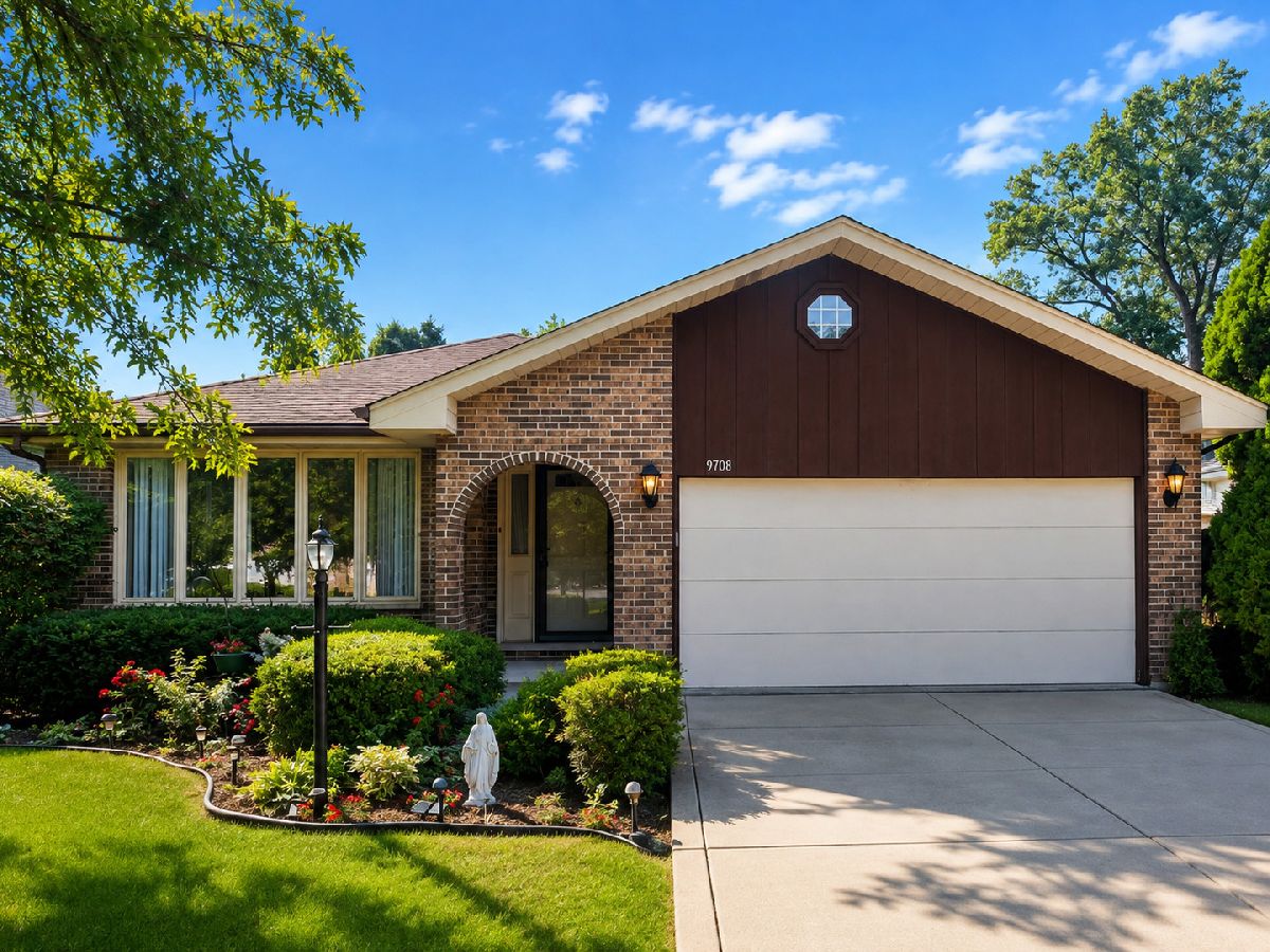  For Sale Palos Hills Illinois, 9708 81st Avenue