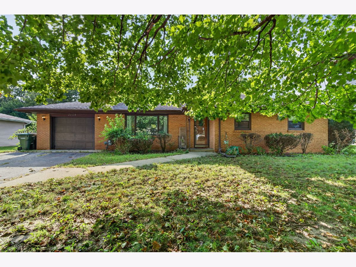  For Sale Channahon Illinois, 22328 Carrie Avenue