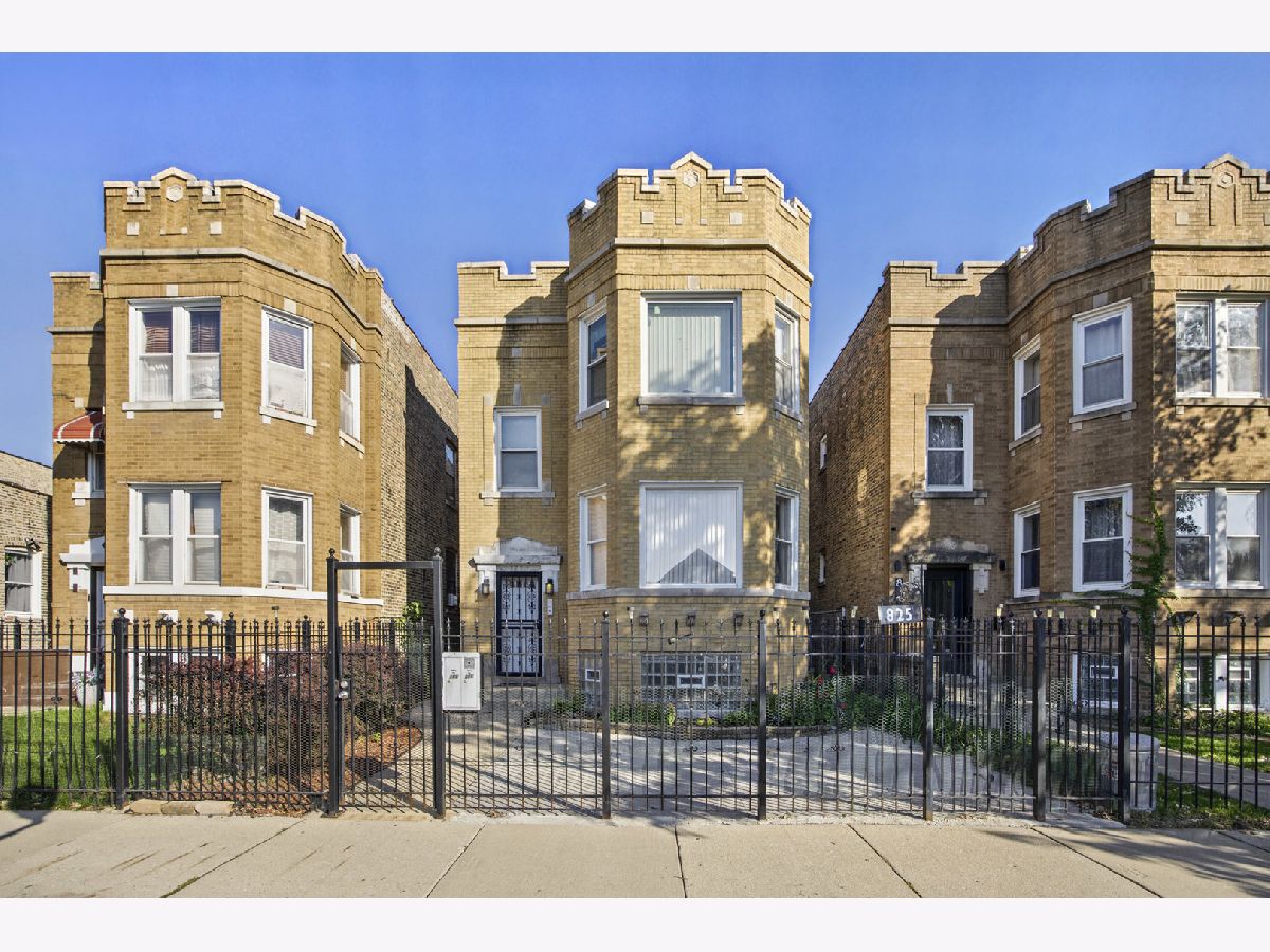 For Sale Chicago Illinois, 825 Karlov Avenue