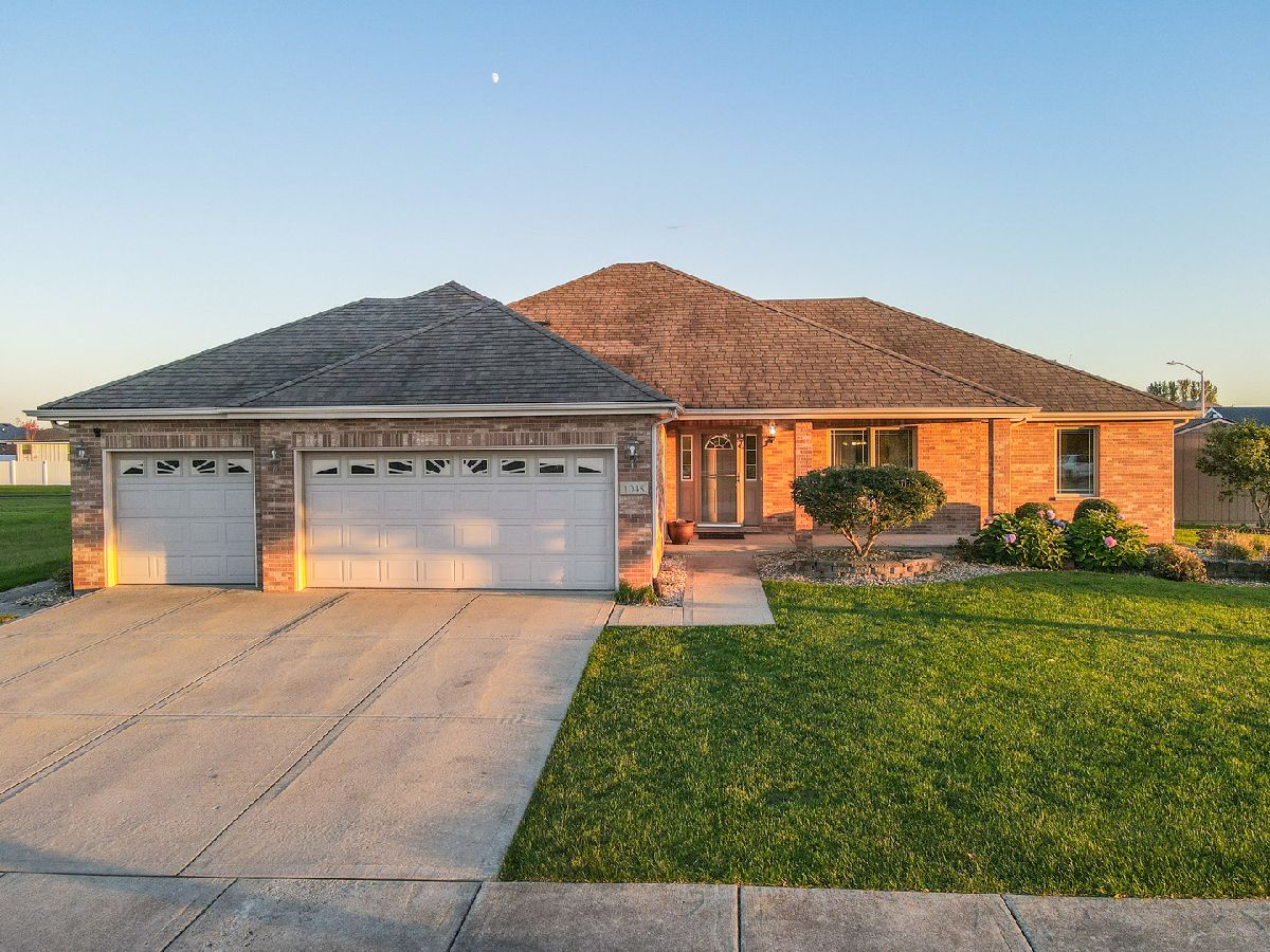  For Sale Manteno Illinois, 1048 Windfield Drive