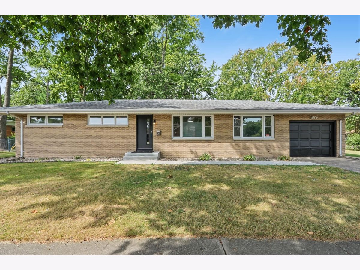  For Sale Urbana Illinois, 1701 Anderson Street