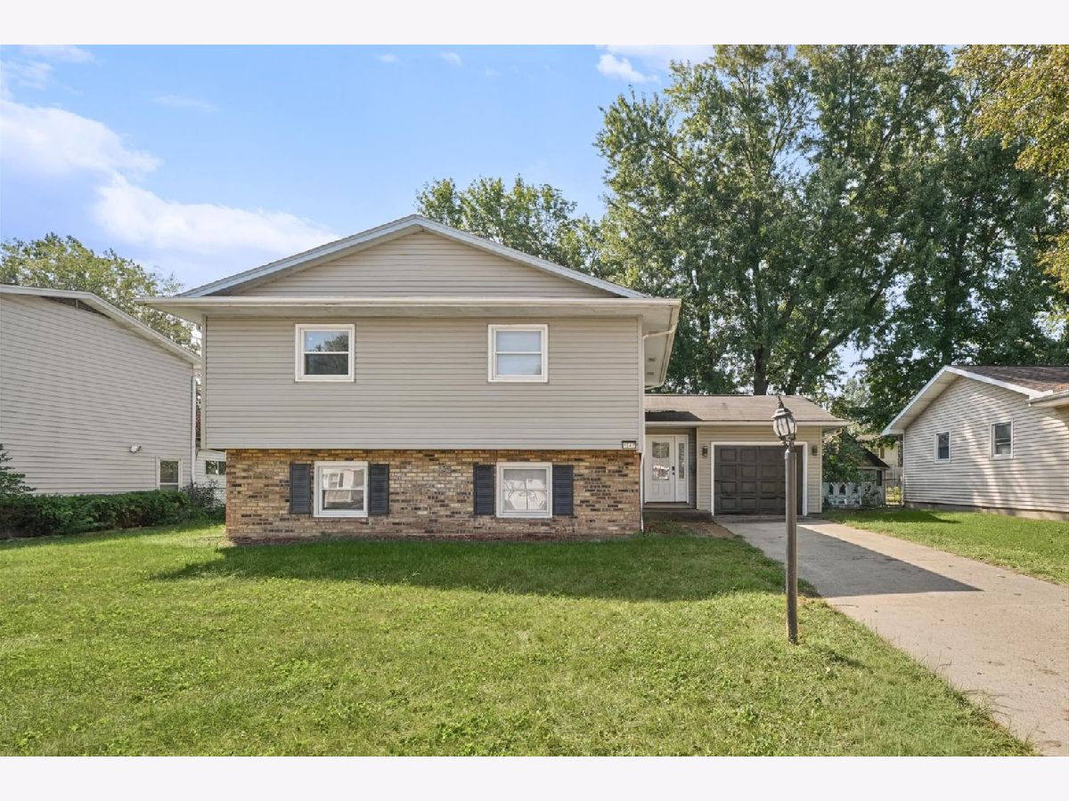  For Sale Decatur Illinois, 1747 Barrington Avenue