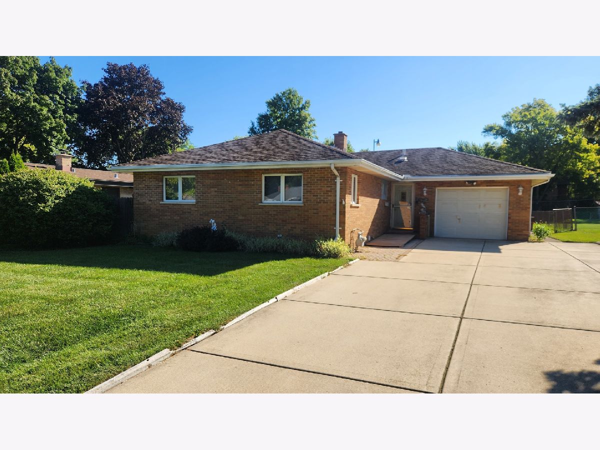  For Sale Bloomingdale Illinois, 143 Pleasant Avenue
