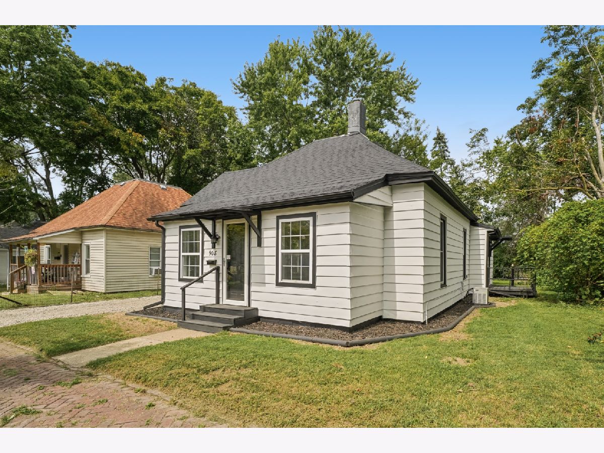  For Sale Urbana Illinois, 908 Water Street