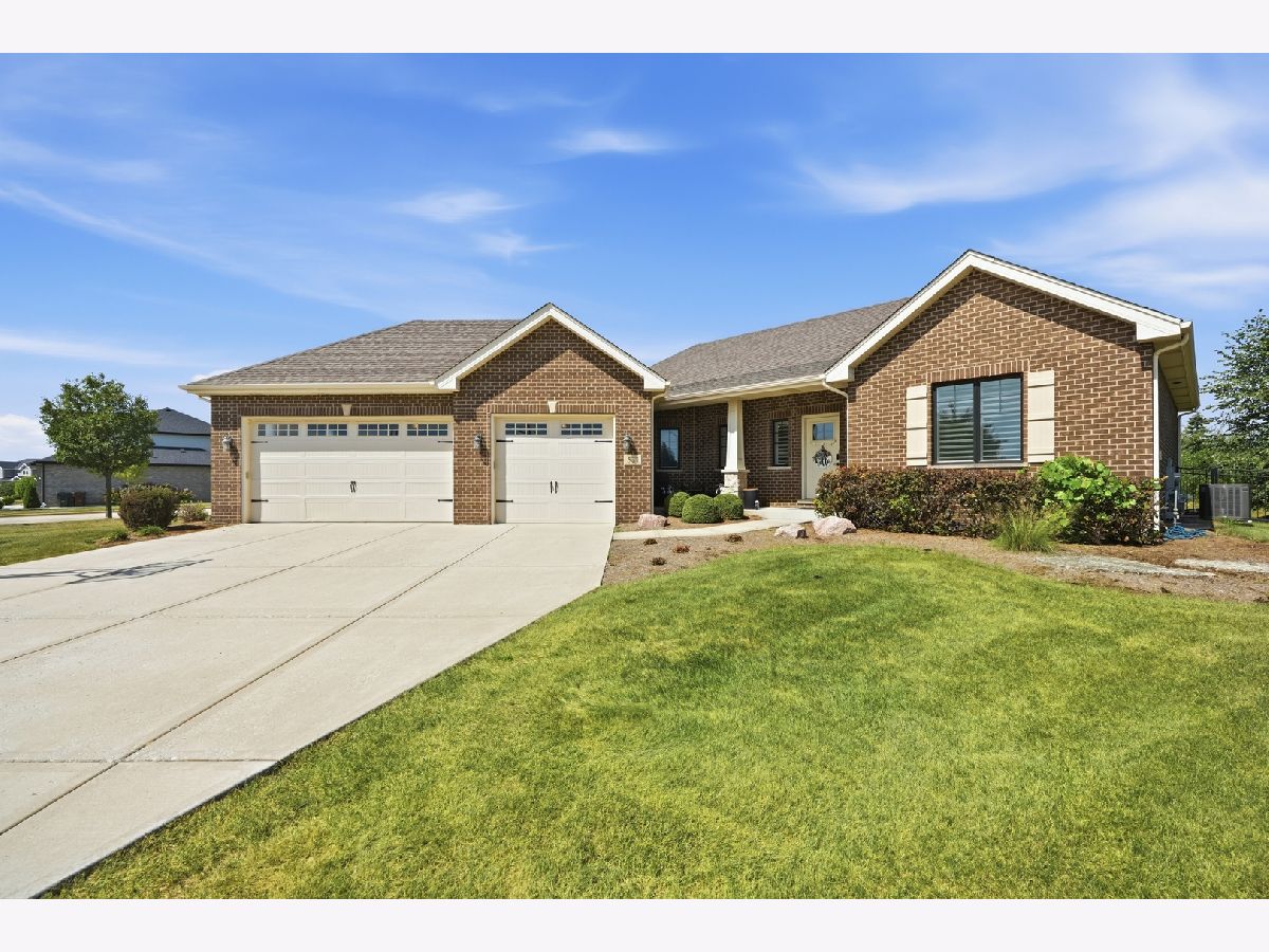  For Sale New Lenox Illinois, 571 Augusta Court