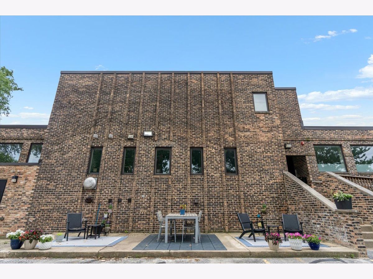  For Sale Evanston Illinois, 1101 Dodge Avenue