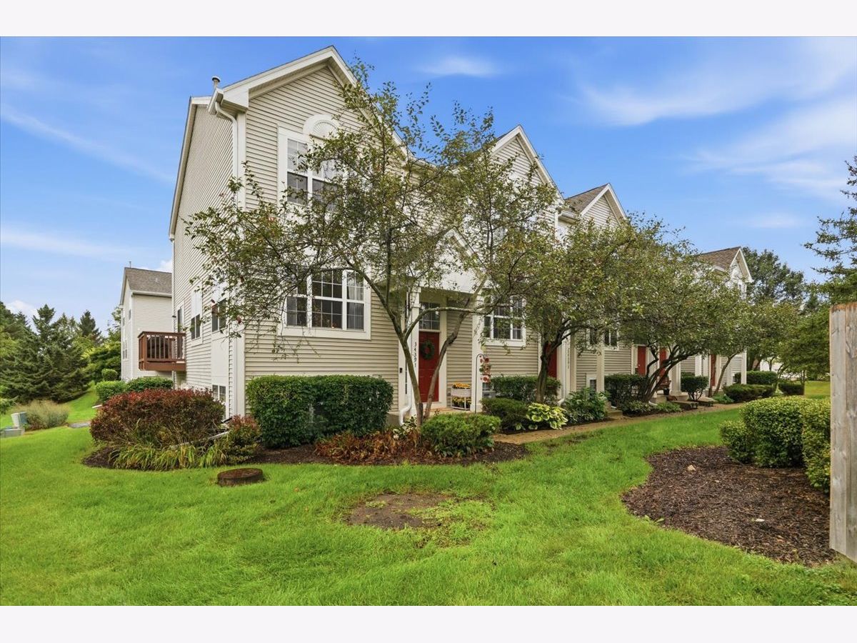  For Sale Round Lake Illinois, 34391 Barberry Court
