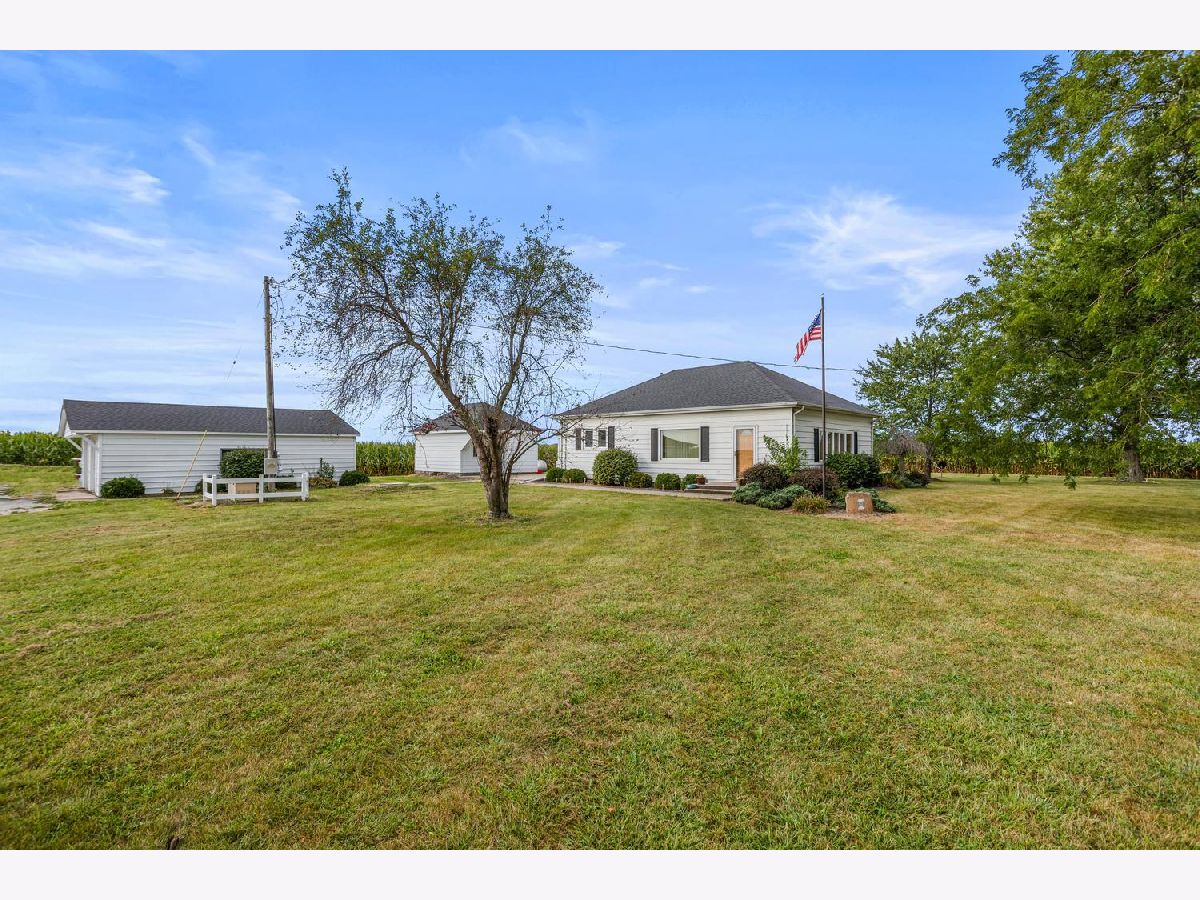  For Sale Foosland Illinois, 233 County Road 3400