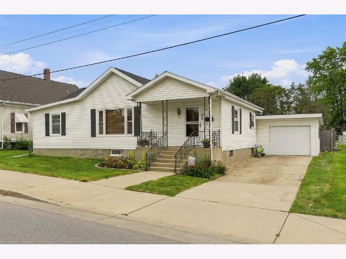  For Sale Lasalle Illinois, 850 Joliet Street