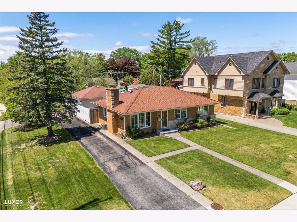  For Sale Glenview Illinois, 2 Washington Street