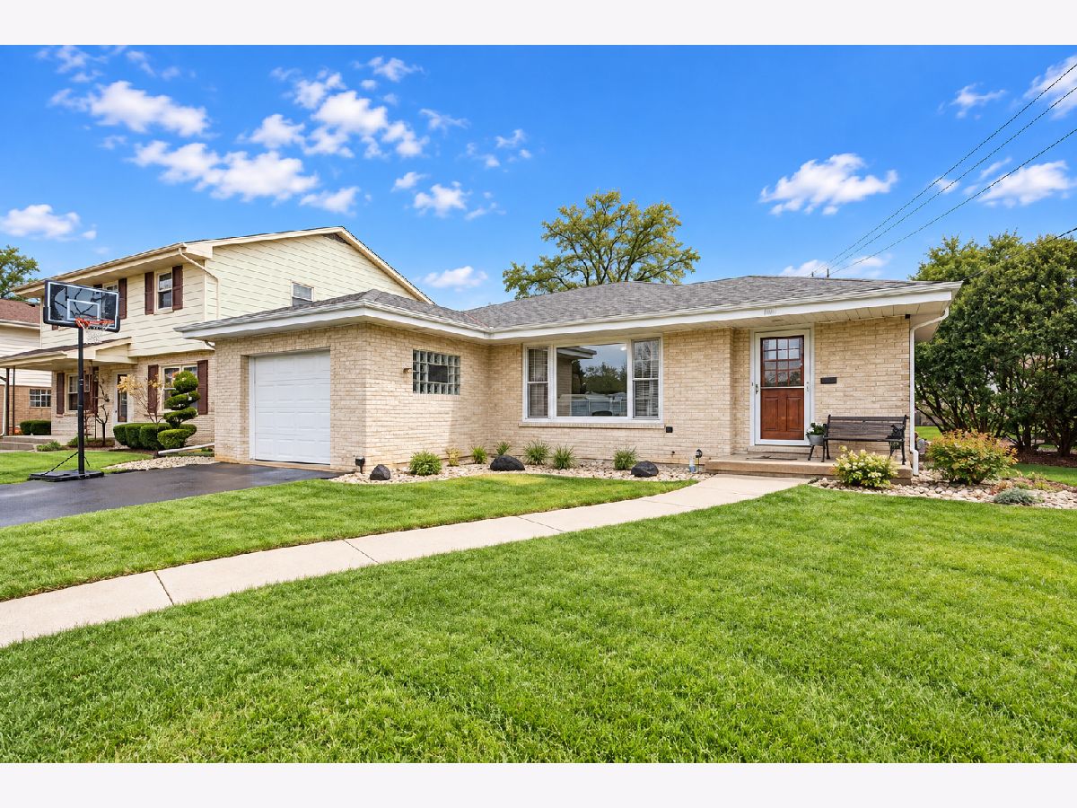  For Rent Elmhurst Illinois, 961 Kent