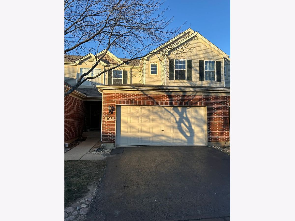  For Rent Elgin Illinois, 105 Neutrenton