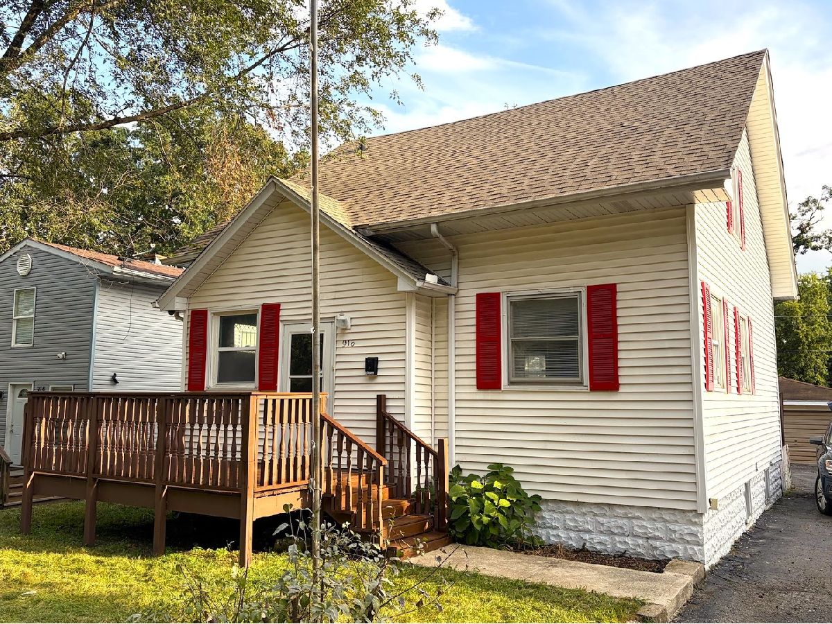  For Sale Joliet Illinois, 916 Audrey Avenue