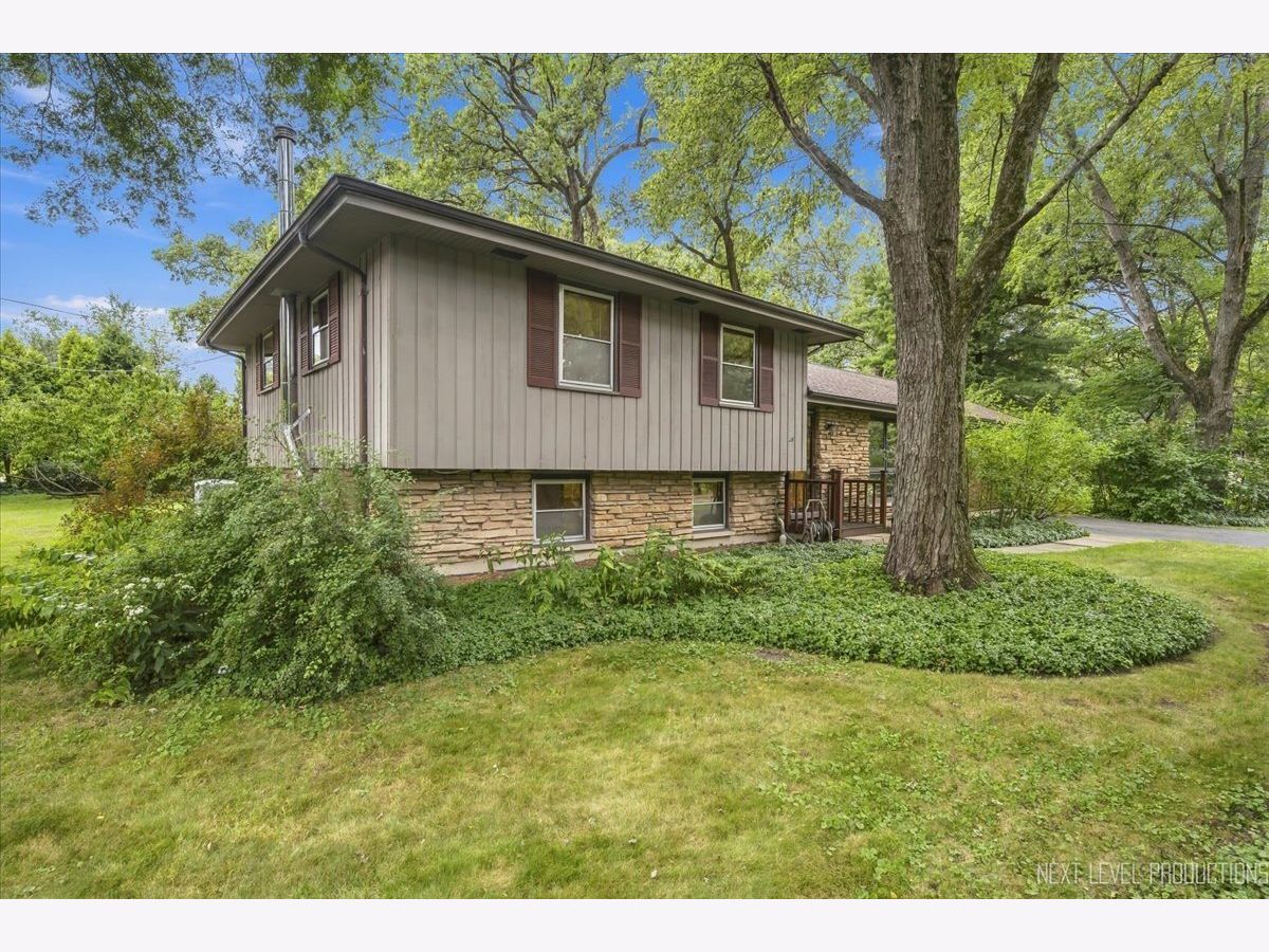  For Sale West Chicago Illinois, 28W041 Elm Drive