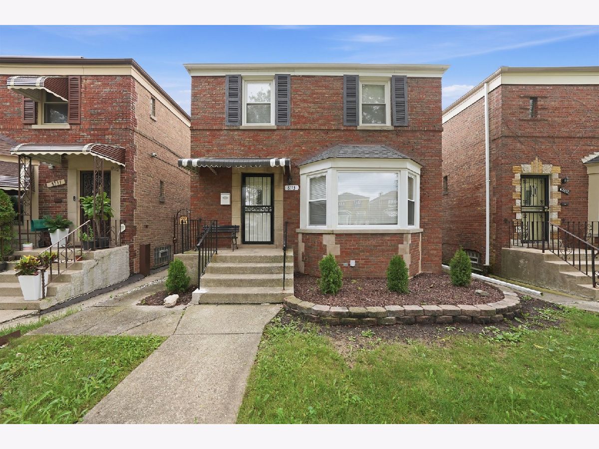  For Sale Chicago Illinois, 8113 Campbell Avenue
