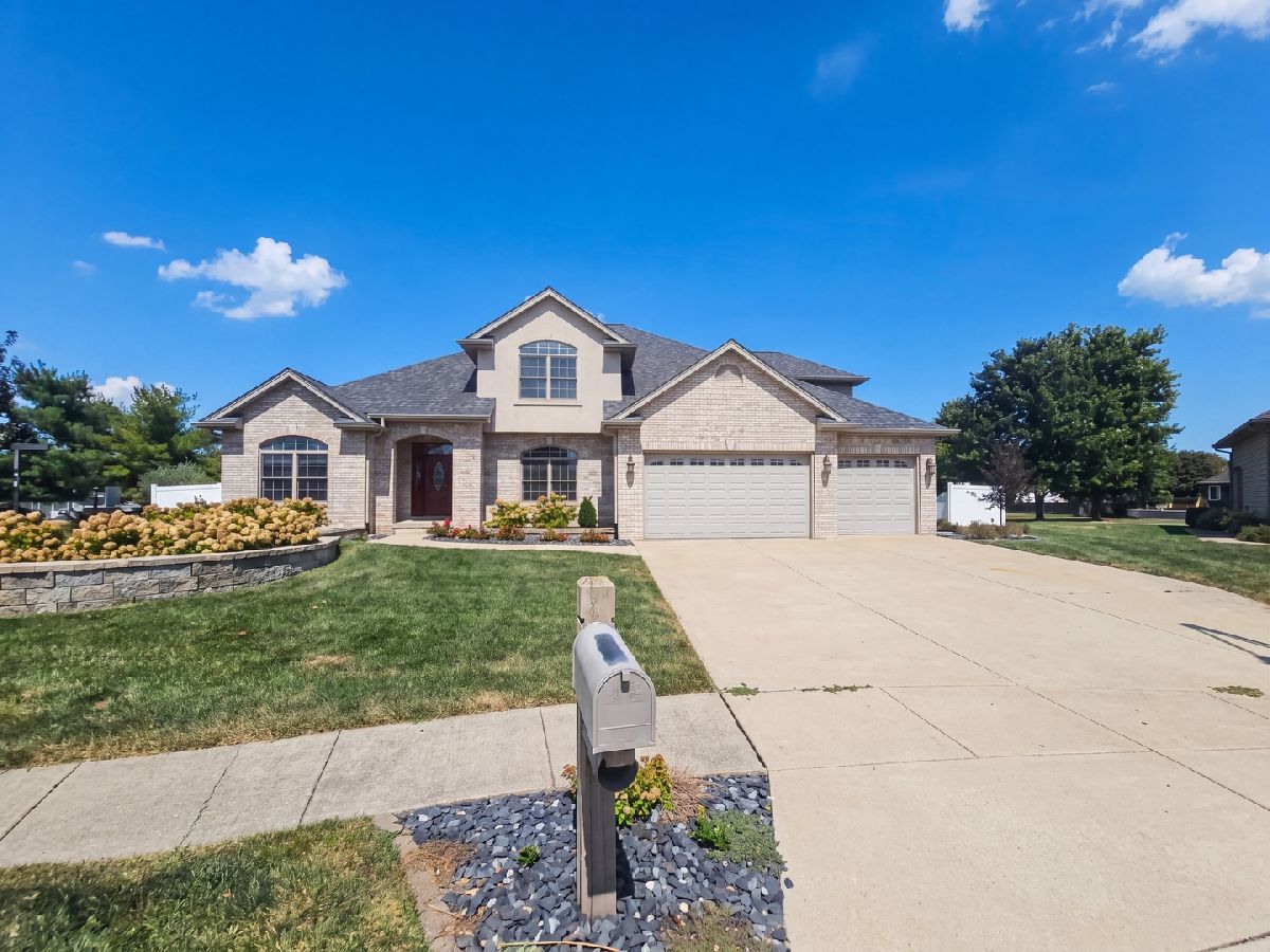  For Sale Chatham Illinois, 1923 Lakewood Court
