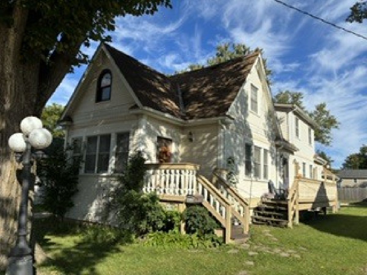  Rented Barrington Illinois, 436 Main
