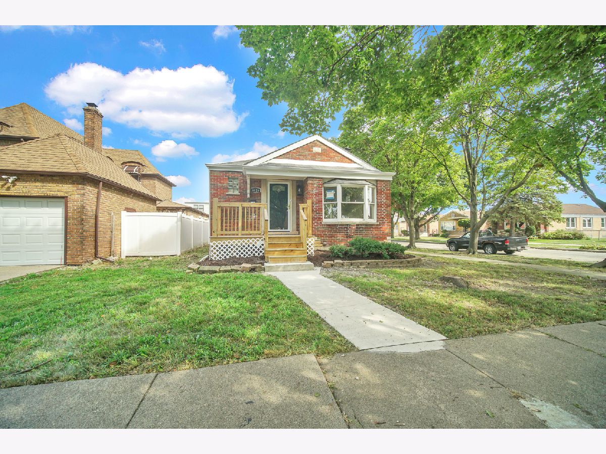  For Sale Chicago Illinois, 8425 Homan Avenue