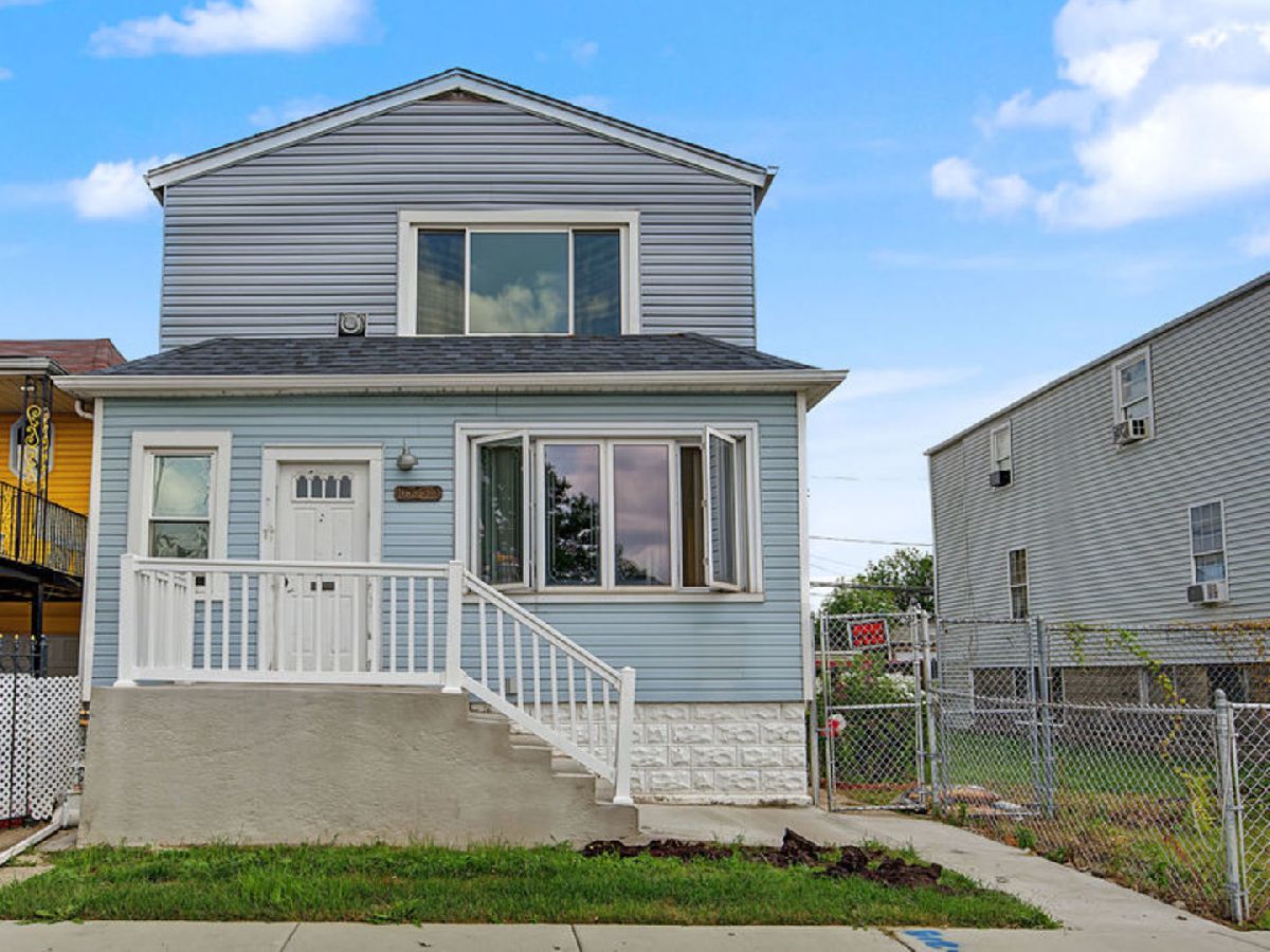  For Sale Chicago Illinois, 10335 Hoxie Avenue