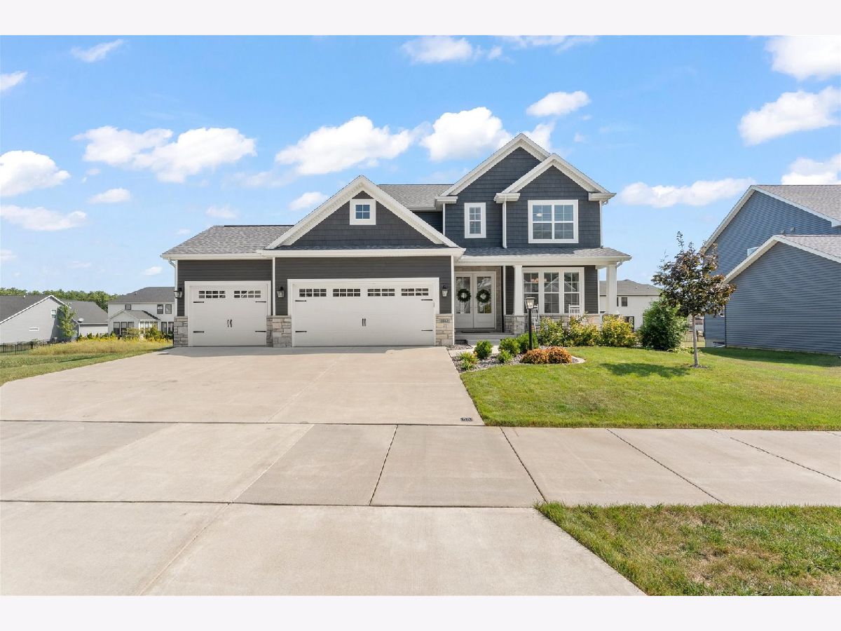  For Sale Mahomet Illinois, 1210 Briarwood Lane