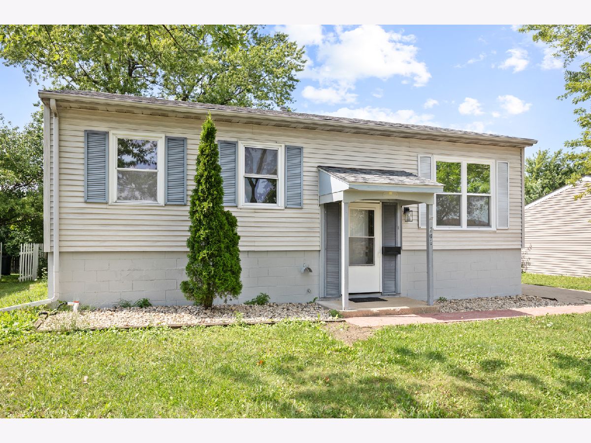  For Sale Streamwood Illinois, 206 Ridge Circle