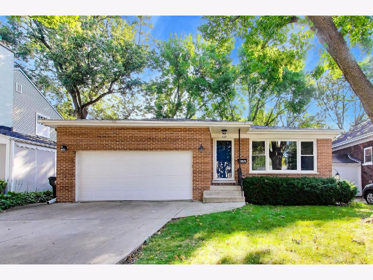  For Rent Arlington Heights Illinois, 539 Evergreen