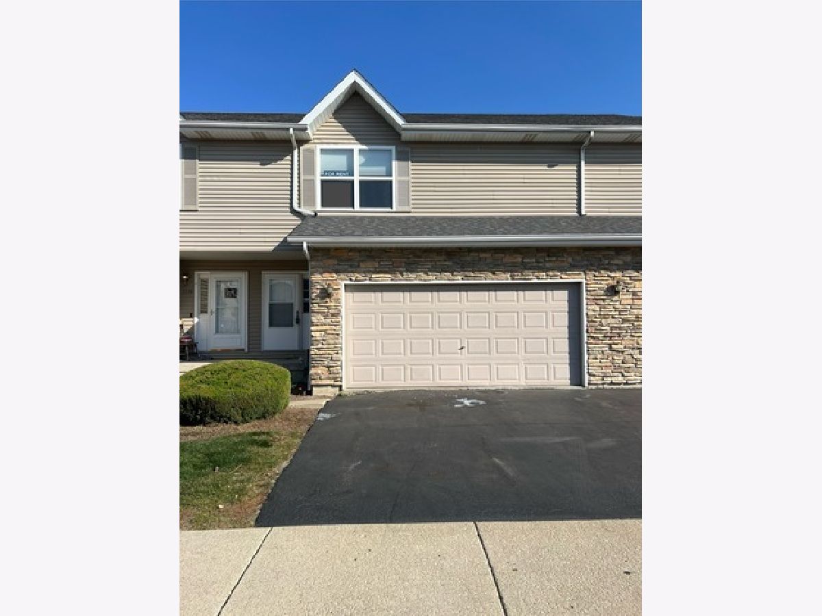  For Rent Sycamore Illinois, 1172 Rose