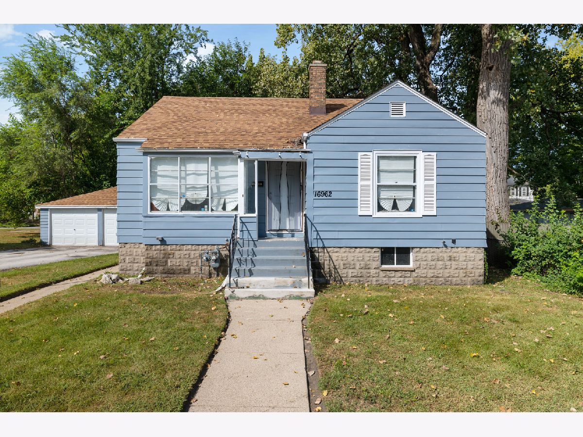  For Sale Hazel Crest Illinois, 16962 Page Avenue