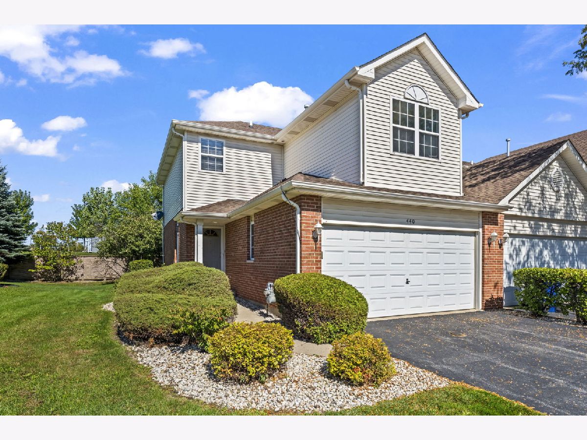  Rented Glendale Heights Illinois, 440 Coventry