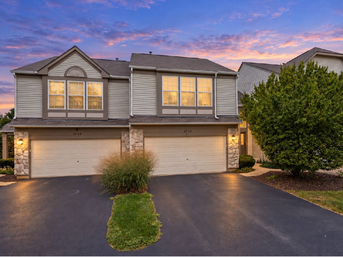  For Sale Aurora Illinois, 1062 Stamford Court