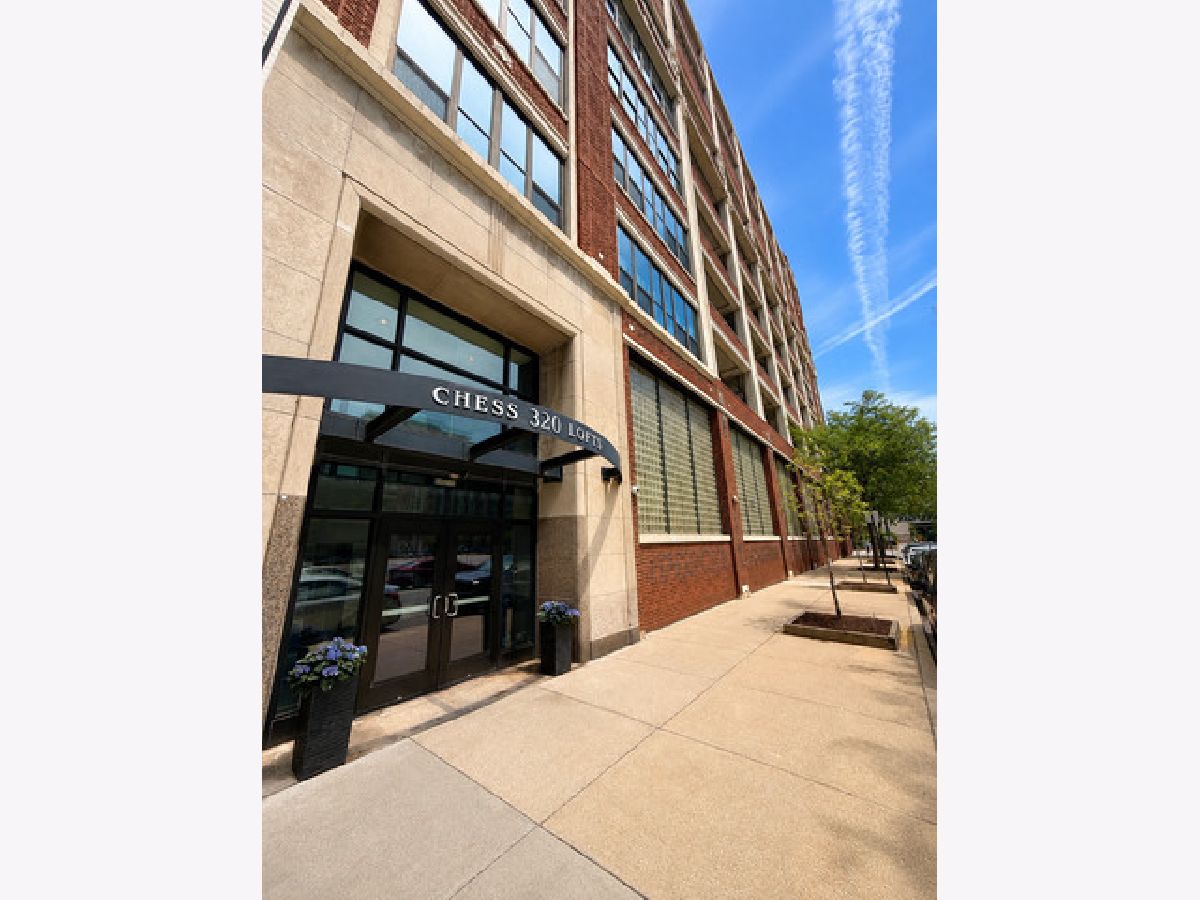 Condominiums Rented Chess Lofts Chicago Illinois, 320 21st