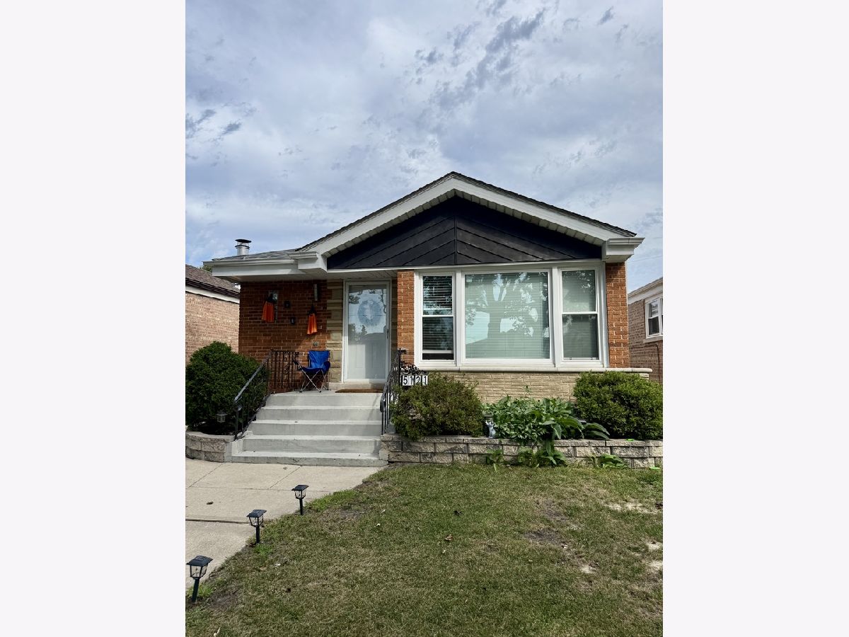  For Rent Chicago Illinois, 5121 New England
