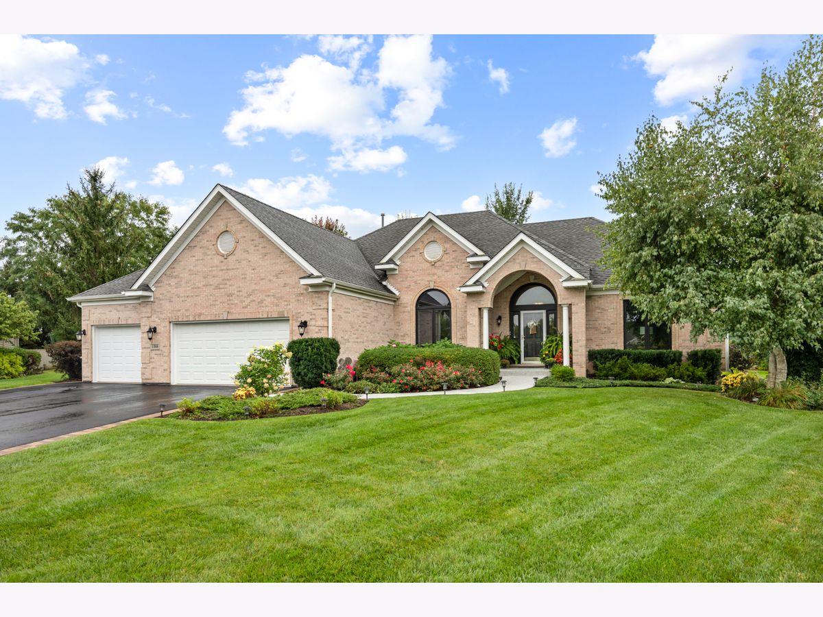  For Sale Antioch Illinois, 1308 Sandhill Court