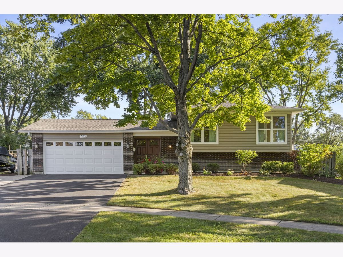  For Sale Woodridge Illinois, 3105 Andrea Court
