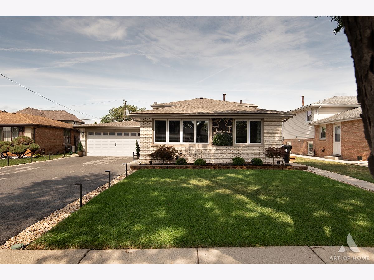  For Sale Bridgeview Illinois, 7934 81st Place