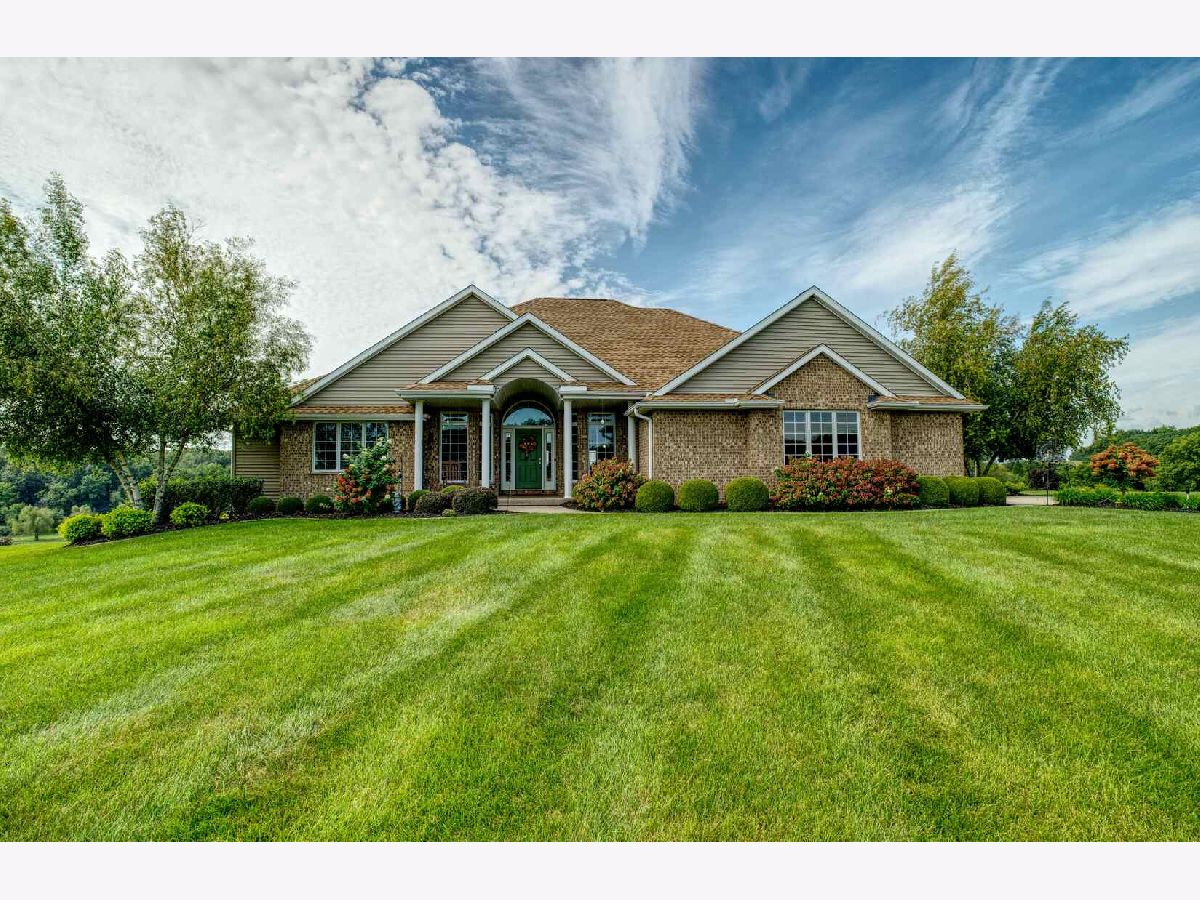  For Sale Morrison Illinois, 12890 Grandview Drive