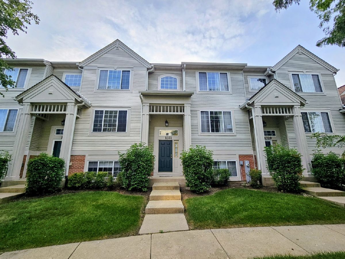  For Sale Cary Illinois, 1331 New Haven Drive