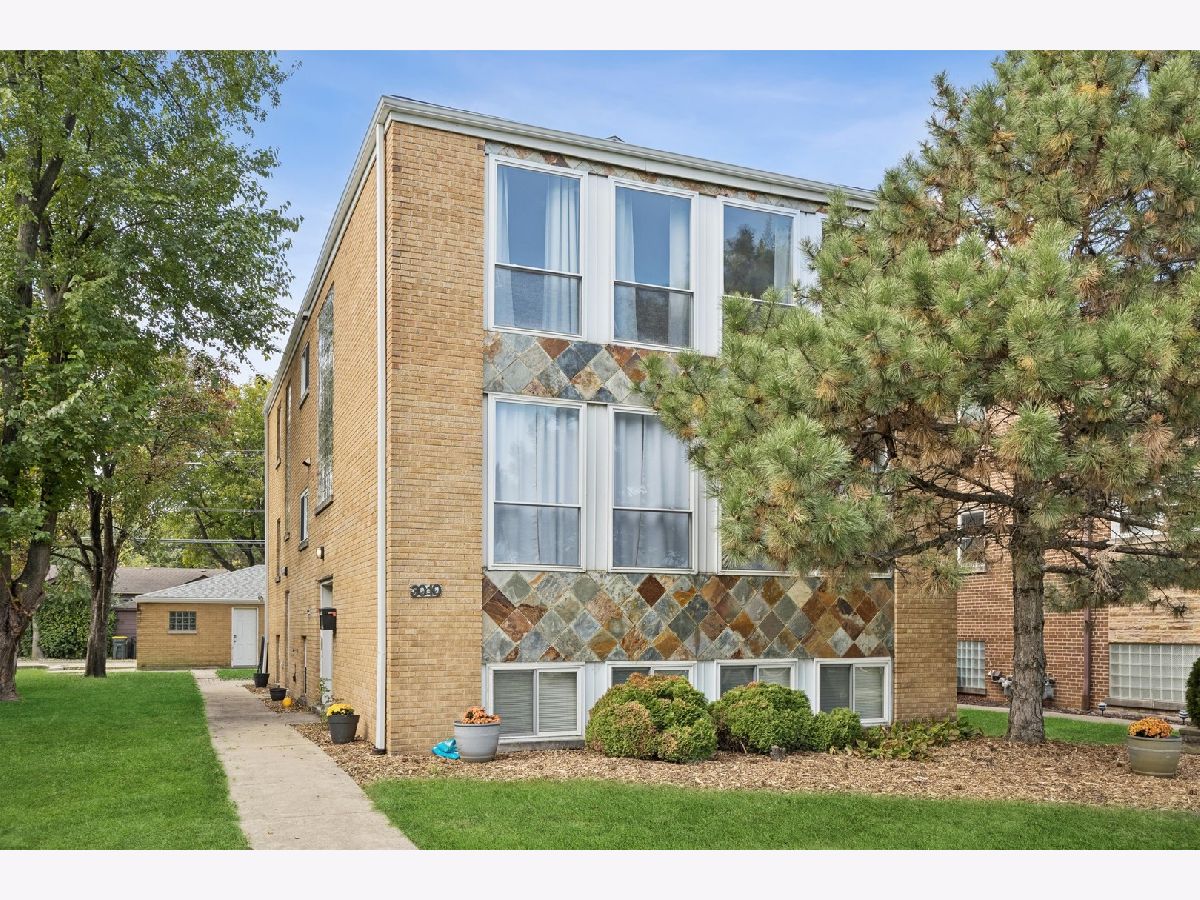  For Sale Riverside Illinois, 3010 Harlem Avenue