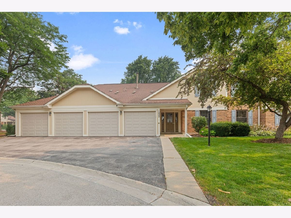  For Rent Wheeling Illinois, 1022 Thorndale