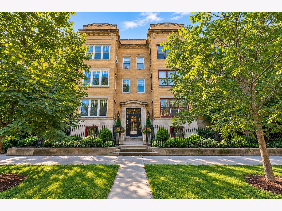  For Sale Chicago Illinois, 5330 Hyde Park Boulevard