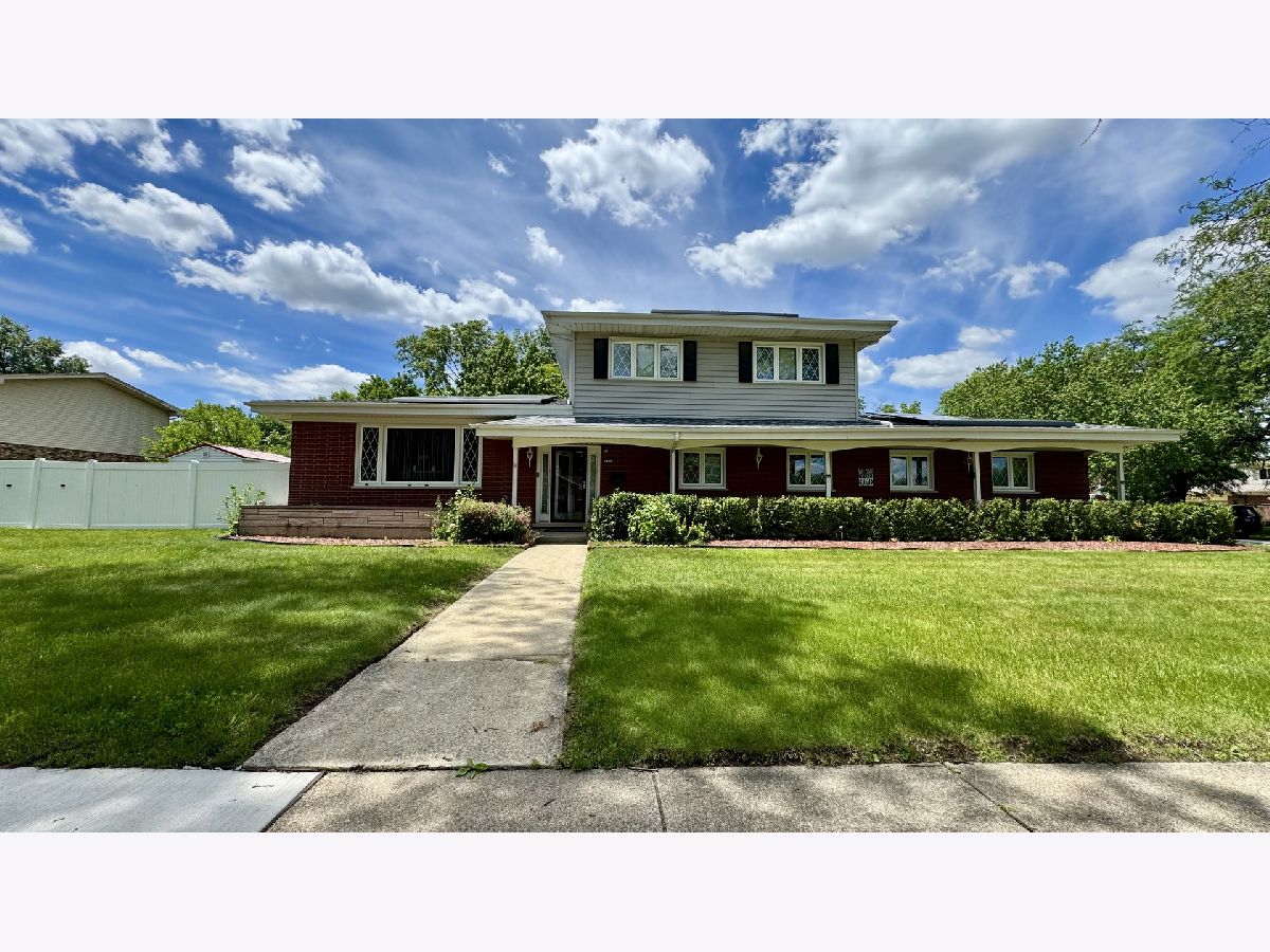  For Sale Flossmoor Illinois, 1348 Berry Lane
