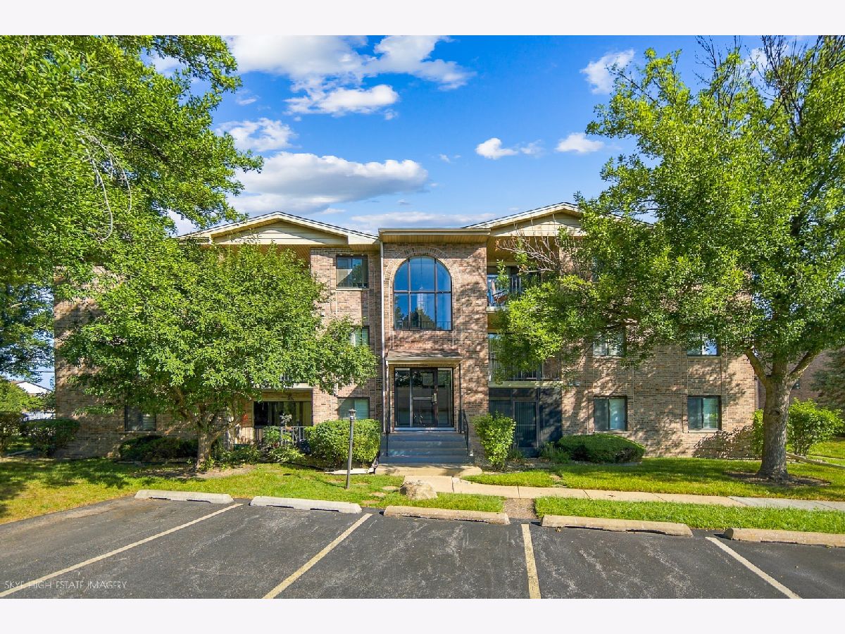  For Sale Crestwood Illinois, 4930 134th Street
