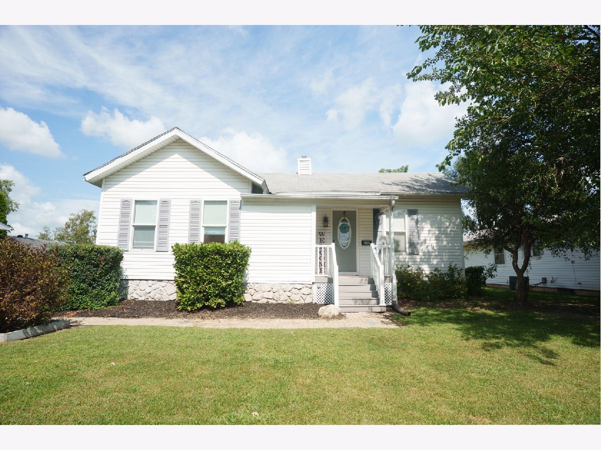  For Sale Sandwich Illinois, 609 3rd Street