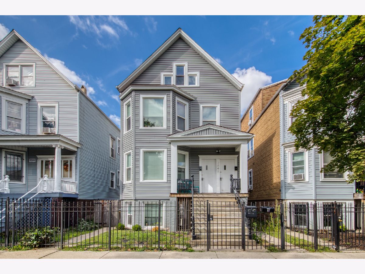  For Rent Chicago Illinois, 2842 Avers